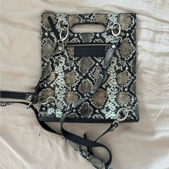 Leather bag - Picture 3 of 3